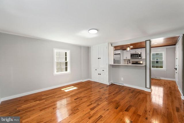 39 MAIN STREET, Pilesgrove, NJ 08098