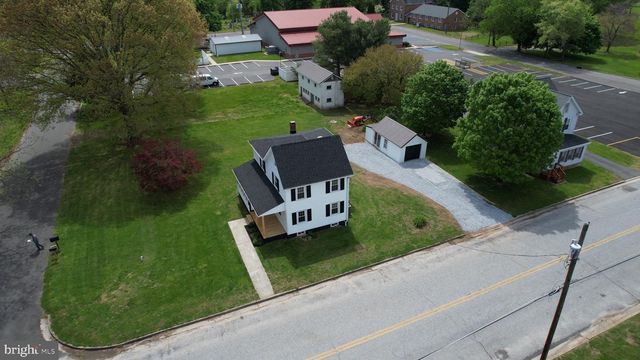 39 MAIN STREET, Pilesgrove, NJ 08098
