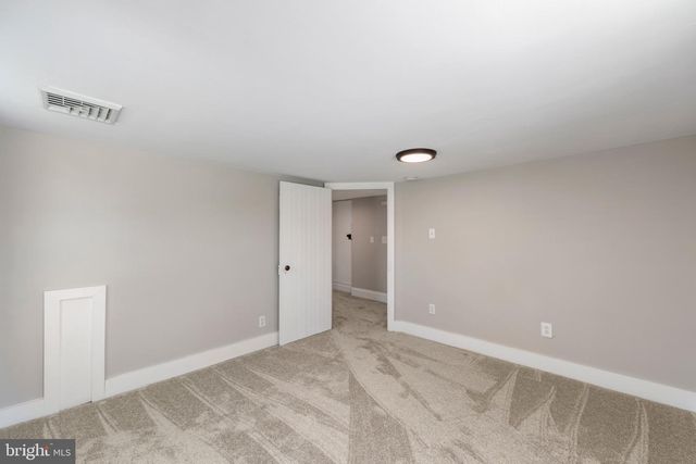 39 MAIN STREET, Pilesgrove, NJ 08098
