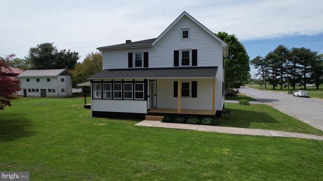 39 MAIN STREET, Pilesgrove, NJ 08098