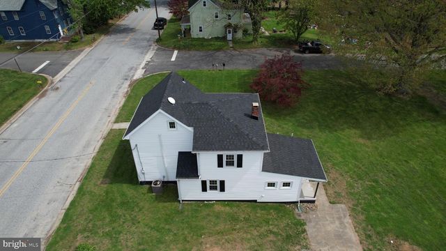 39 MAIN STREET, Pilesgrove, NJ 08098