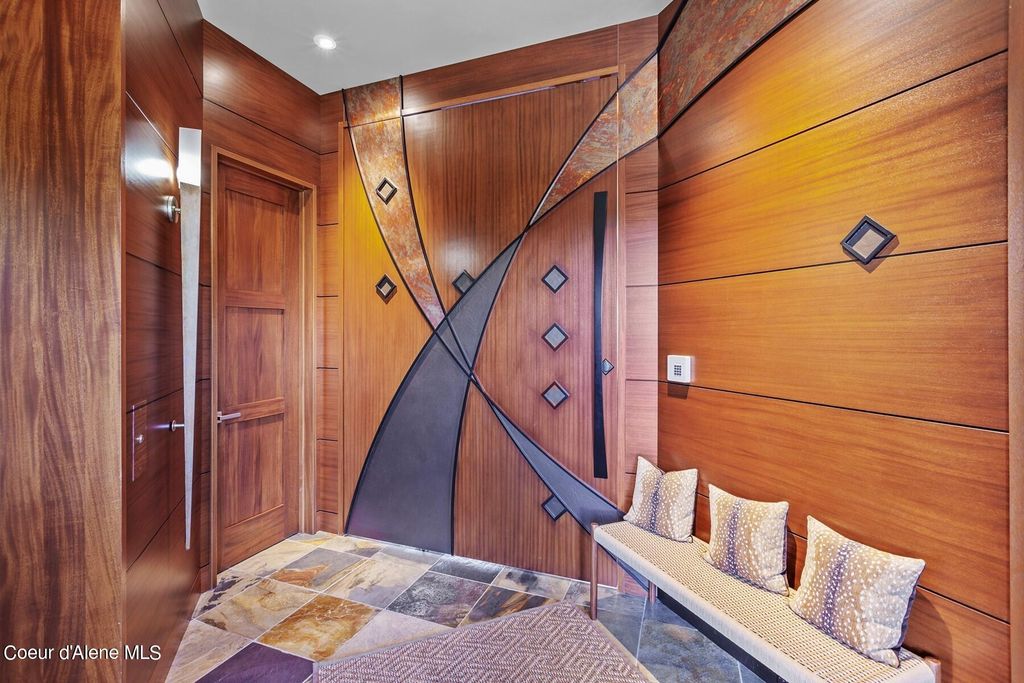 2051 S Island Green Dr, Coeur d'Alene, ID 83814 photo 15