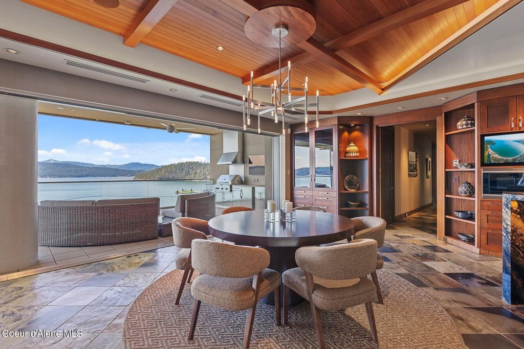 2051 S Island Green Dr, Coeur d'Alene, ID 83814 photo 16