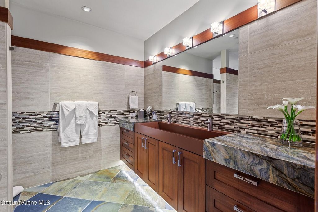 2051 S Island Green Dr, Coeur d'Alene, ID 83814 photo 29