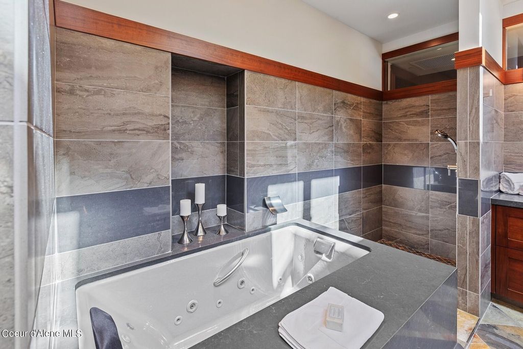 2051 S Island Green Dr, Coeur d'Alene, ID 83814 photo 61