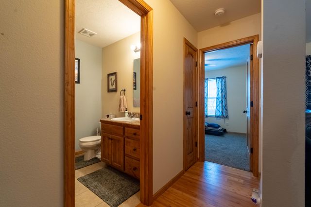 510 Bradford Pear, Clever, MO 65631