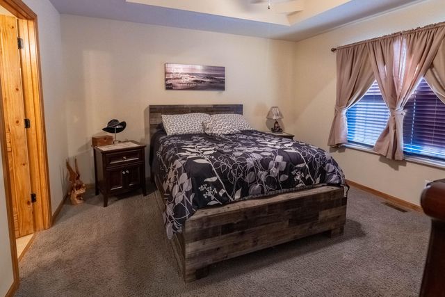 510 Bradford Pear, Clever, MO 65631