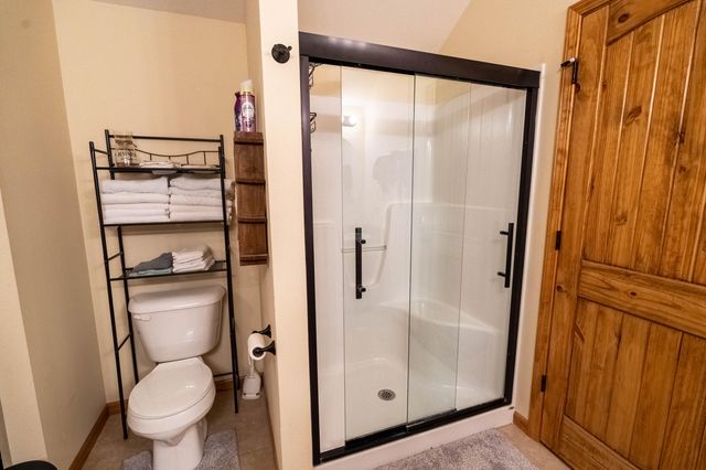 510 Bradford Pear, Clever, MO 65631