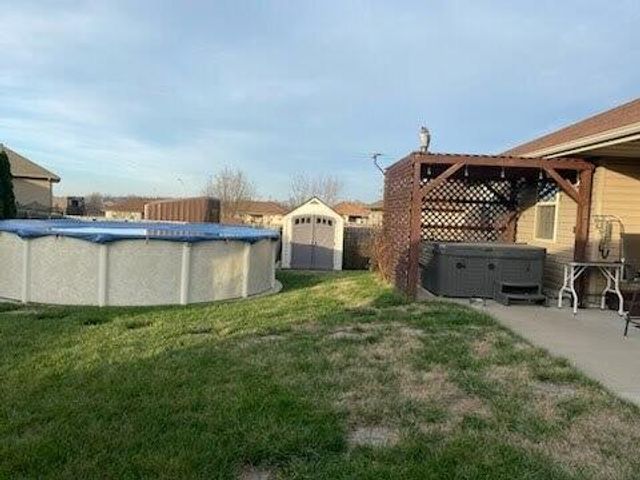 510 Bradford Pear, Clever, MO 65631