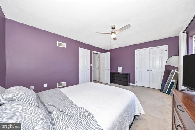 2608 BANBURY LN, Chambersburg, PA 17201