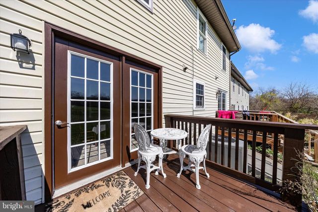 2608 BANBURY LN, Chambersburg, PA 17201