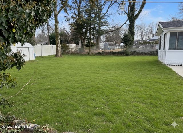 53 Fairview Drive, Middletown, NJ 07748