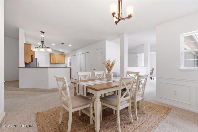 8521 LITTLE SWIFT Circle 34D, Jacksonville, FL 32256