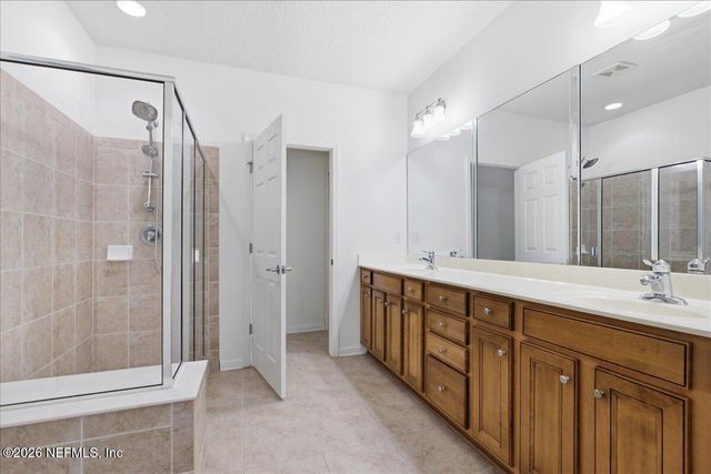 8521 LITTLE SWIFT Circle 34D, Jacksonville, FL 32256