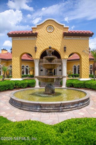 8521 LITTLE SWIFT Circle 34D, Jacksonville, FL 32256