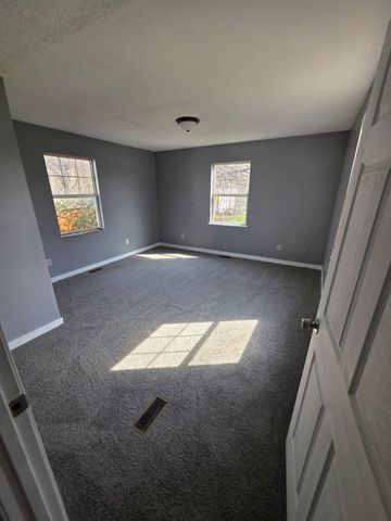 30 N Morris Street, Newark, OH 43055
