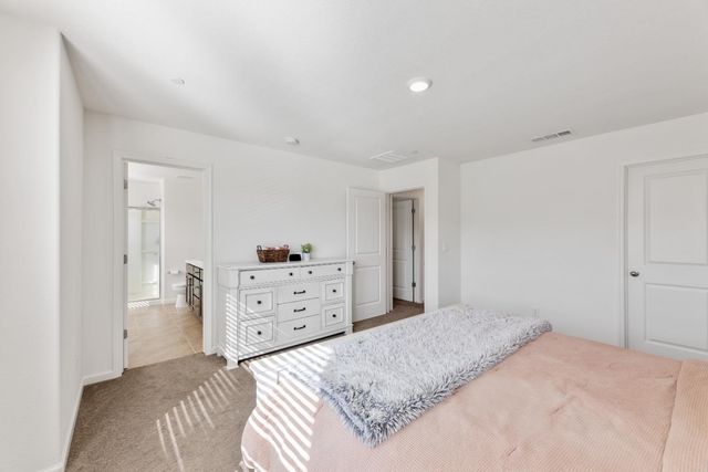 165 Sullivan Dr, Merced, CA 95348