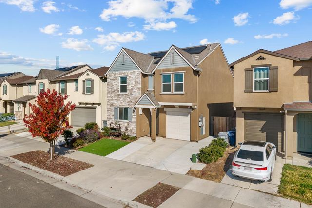 165 Sullivan Dr, Merced, CA 95348