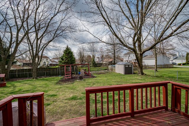 1306 CANYON RUN Road, Naperville, IL 60565