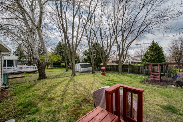 1306 CANYON RUN Road, Naperville, IL 60565