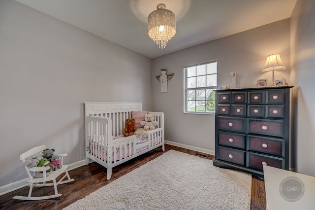 1306 CANYON RUN Road, Naperville, IL 60565