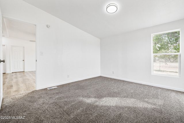 9045 S Fillmore Road, Tucson, AZ 85736