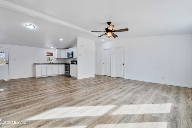 9045 S Fillmore Road, Tucson, AZ 85736