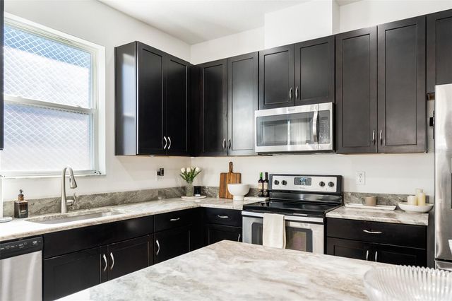 1571 MONTGOMERY BELL RD, Wesley Chapel, FL 33543