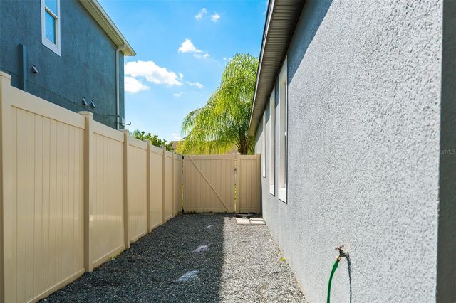 1571 MONTGOMERY BELL RD, Wesley Chapel, FL 33543
