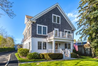 480 Main Street 1U, Falmouth, MA 02540