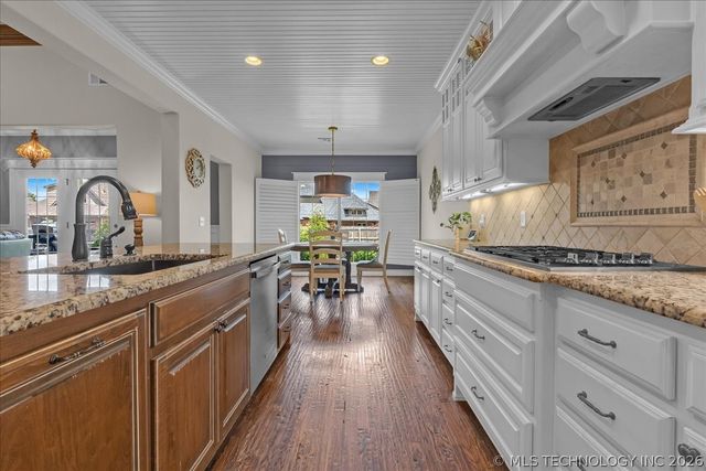 223 E 128th Street S, Jenks, OK 74037
