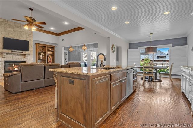 223 E 128th Street S, Jenks, OK 74037