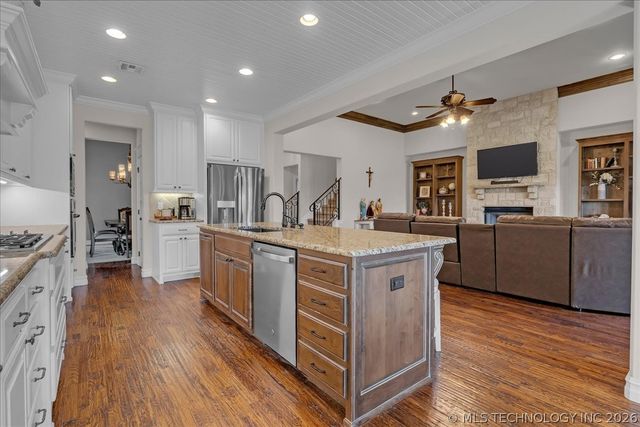 223 E 128th Street S, Jenks, OK 74037