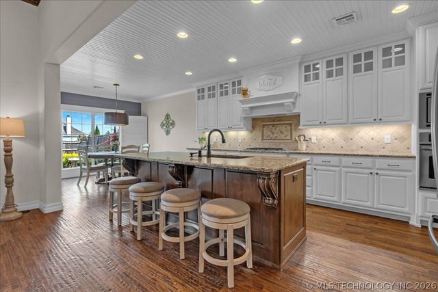 223 E 128th Street S, Jenks, OK 74037