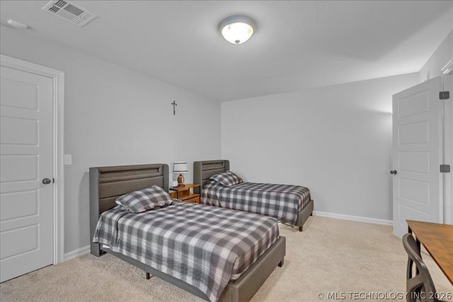 223 E 128th Street S, Jenks, OK 74037