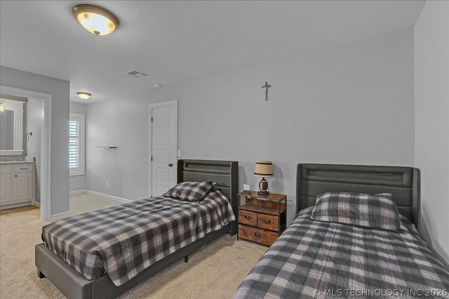 223 E 128th Street S, Jenks, OK 74037