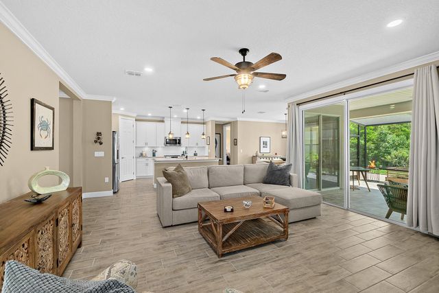 132 Orchard Ln, St Augustine, FL 32095