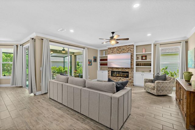 132 Orchard Ln, St Augustine, FL 32095