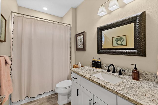 132 Orchard Ln, St Augustine, FL 32095