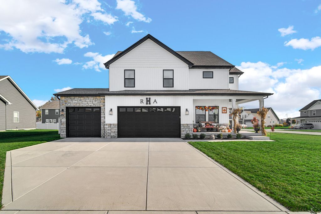 1785 Stellar Street, Hobart, IN 46342