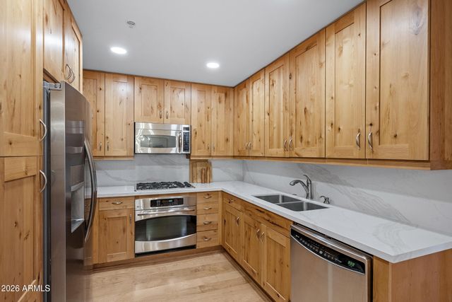 7161 E RANCHO VISTA Drive 4004, Scottsdale, AZ 85251
