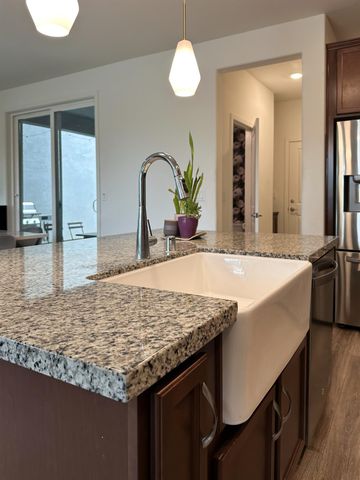 2975 Grassy Bank Ave, Sacramento, CA 95833