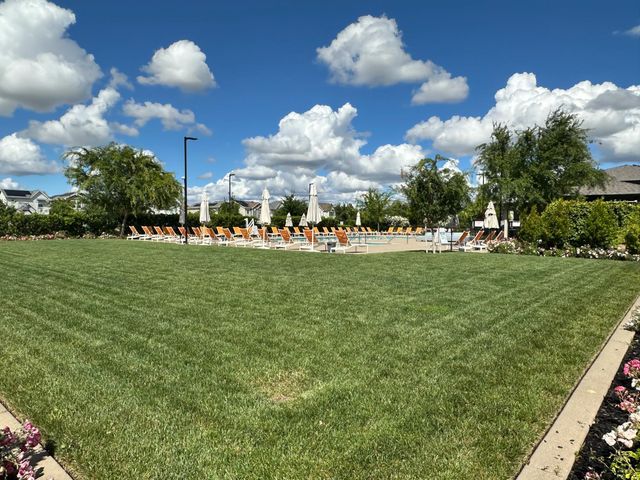 2975 Grassy Bank Ave, Sacramento, CA 95833