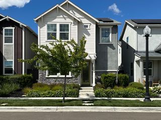 2975 Grassy Bank Ave, Sacramento, CA 95833