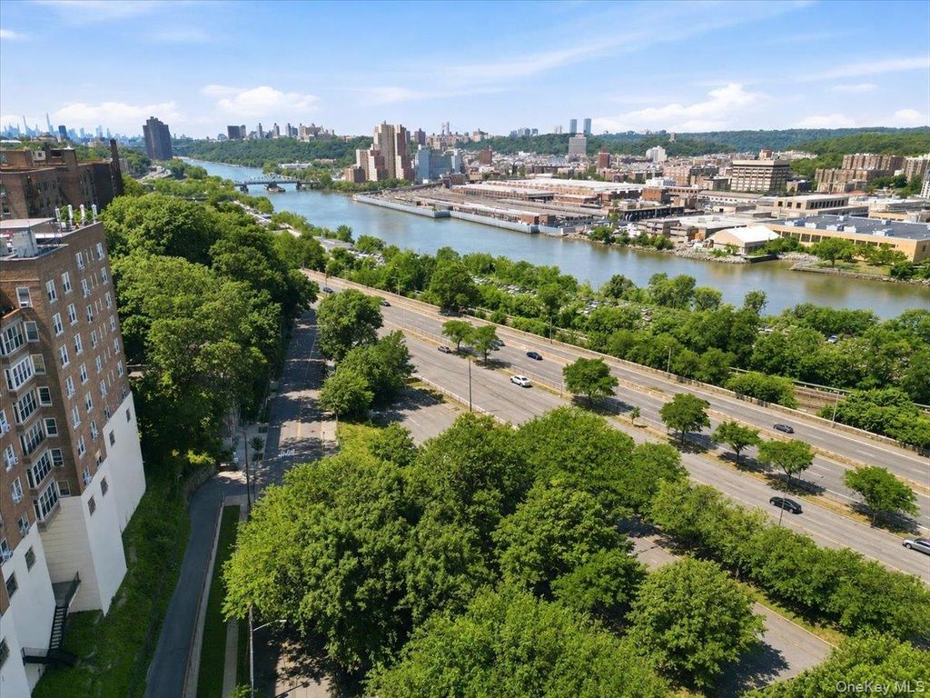2630 Kingsbridge Terrace 5O, Bronx, NY 10463 — photo 2