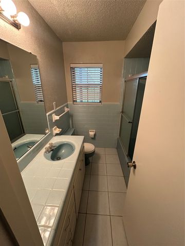 414 E Cherrywood, Celina, TX 75009