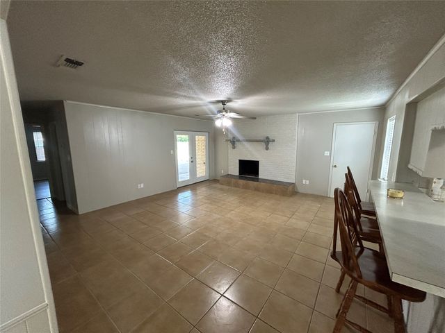414 E Cherrywood, Celina, TX 75009