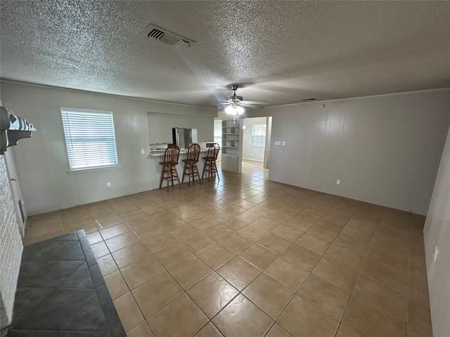 414 E Cherrywood, Celina, TX 75009