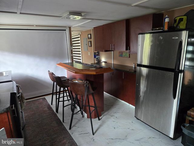 33 SQUAW CIR, Barto, PA 19504