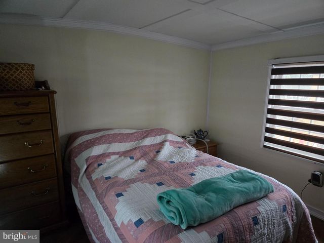 33 SQUAW CIR, Barto, PA 19504